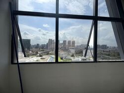 Ct Hub 2 (D12), Office #586605491